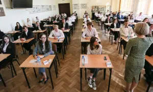 Ile trwa matura rozszerzona z biologii? Sprawdź, by nie stracić czasu