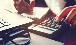 Czy nauczanie domowe jest płatne? Odkryj ukryte koszty edukacji w Polsce