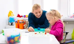 Zajęcia z wczesnego wspomagania rozwoju dziecka – jak pomóc maluchowi?