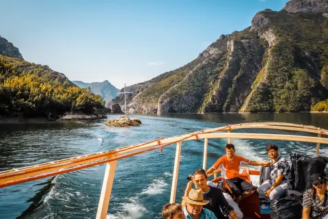 Jaki jest klimat w Albanii? Odkryj różnice i najlepszy czas na wizytę