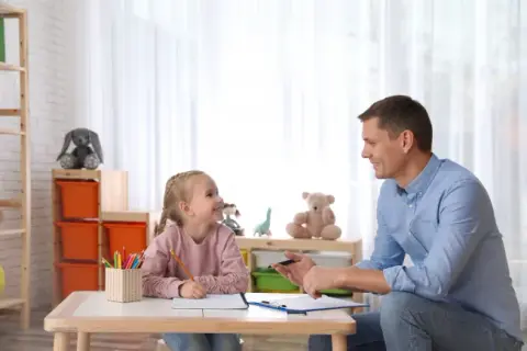 Jak wygląda indywidualne nauczanie i co warto o nim wiedzieć?
