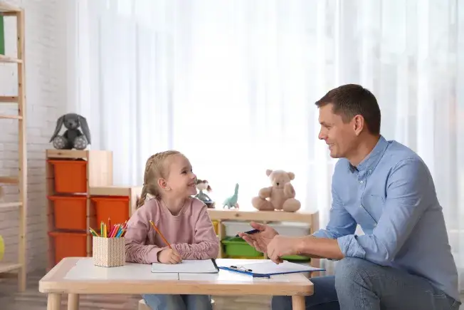 Zdjęcie Kto może prowadzić nauczanie indywidualne? Oto kluczowe informacje